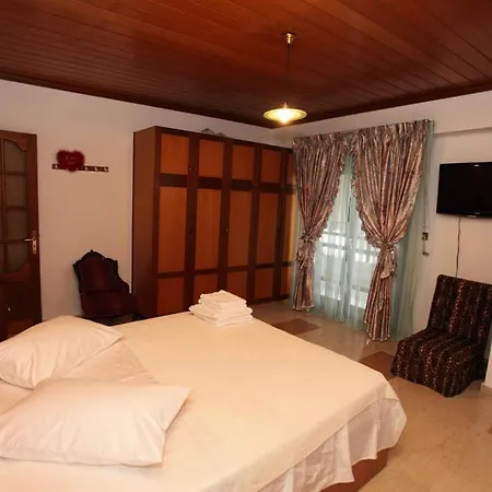 Nilly's Central Luxury Apartment Rethymno